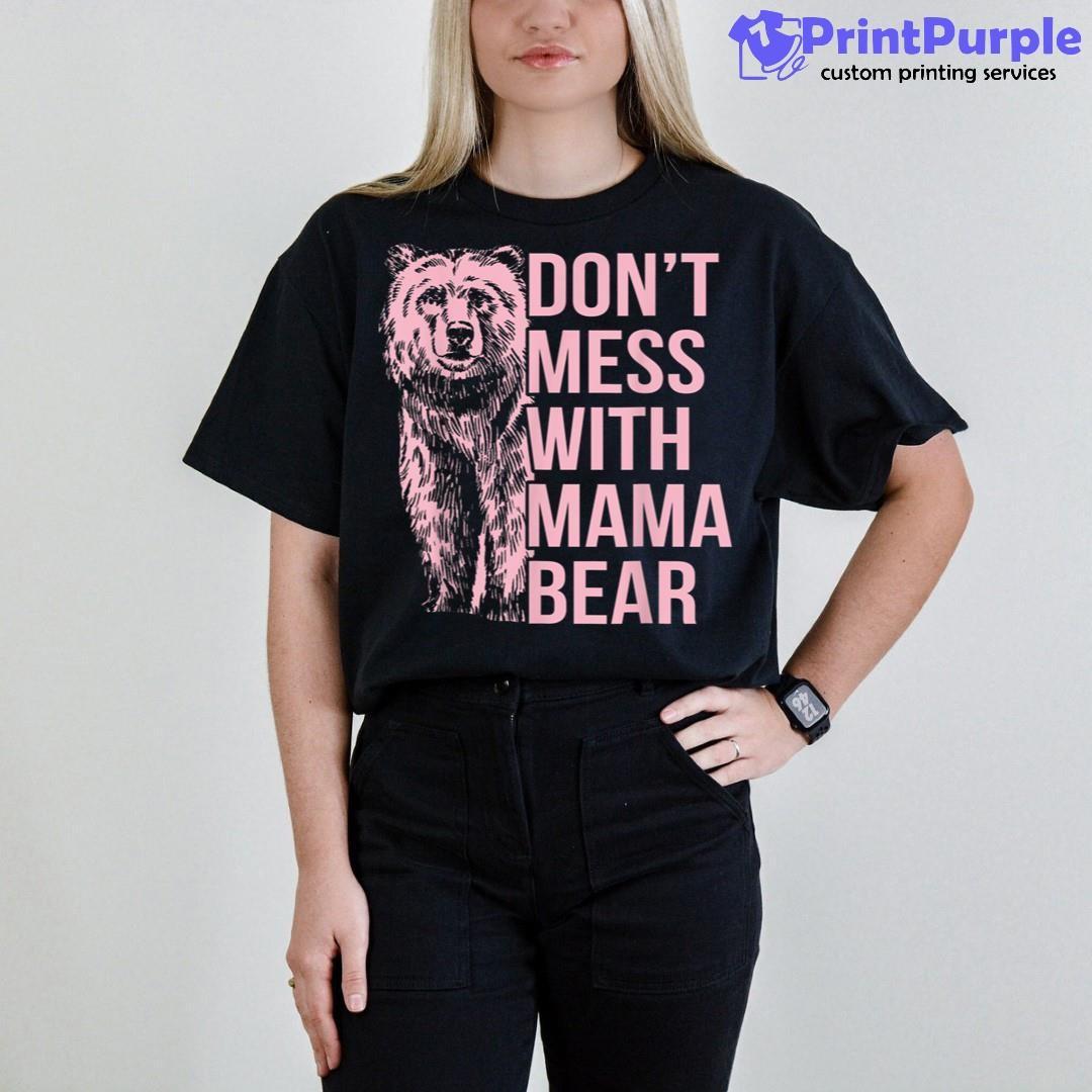 Mama Bear Retro T-Shirt Design